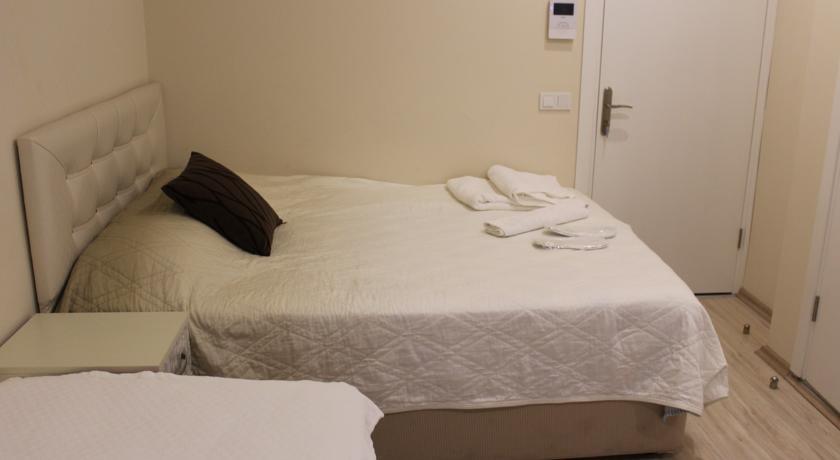 בויוקאדה Cicekli Yali Hotel חדר תמונה