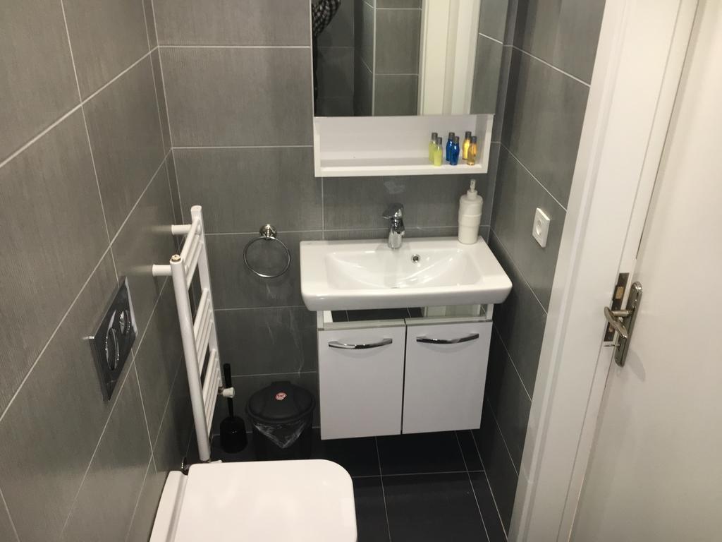 בויוקאדה Cicekli Yali Hotel חדר תמונה