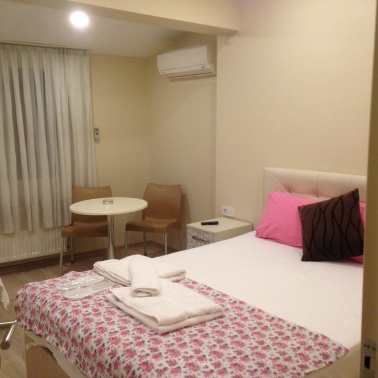 בויוקאדה Cicekli Yali Hotel מראה חיצוני תמונה